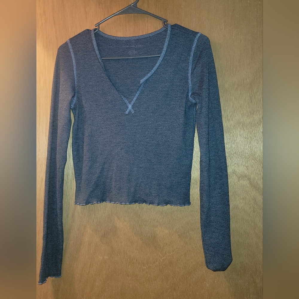 American Eagle Small waffle/thermal crop long sleeve top